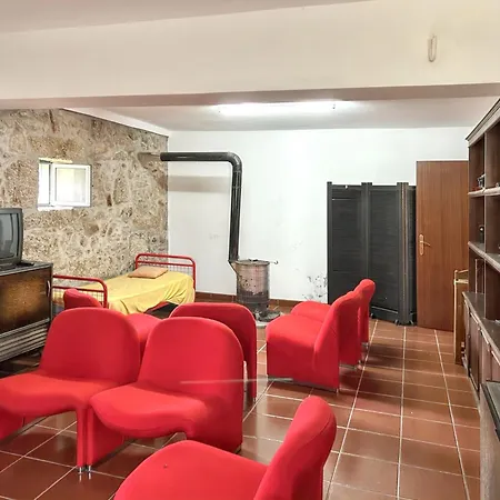 Holiday home Spacious House With Mountain View In Fernando Vila Fernando (Guarda)