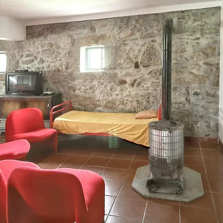 Spacious House With Mountain View In Fernando * Vila Fernando (Guarda)