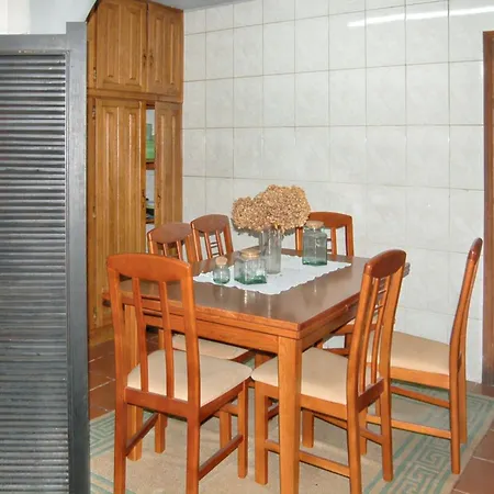 Spacious House With Mountain View In Fernando