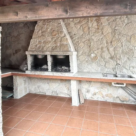 Casa de Férias Spacious House With Mountain View In Fernando