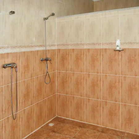 Spacious House With Mountain View In Fernando Holiday home *
