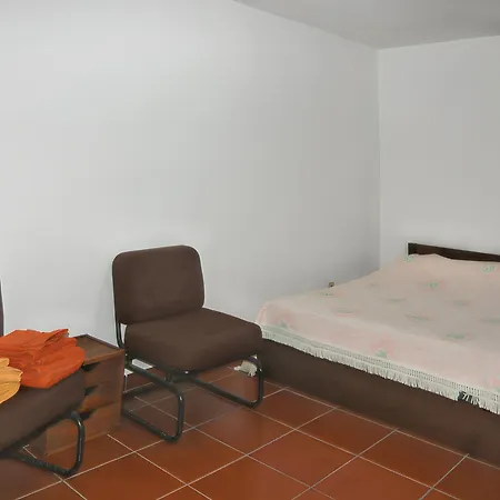펜션 Spacious House With Mountain View In Fernando Vila Fernando (Guarda)