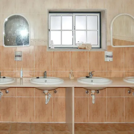 Spacious House With Mountain View In Fernando *