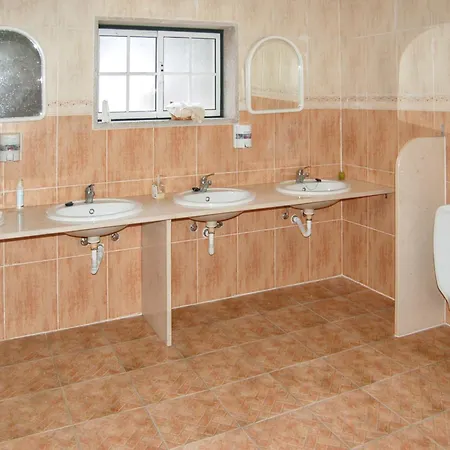 펜션 Spacious House With Mountain View In Fernando Vila Fernando (Guarda)