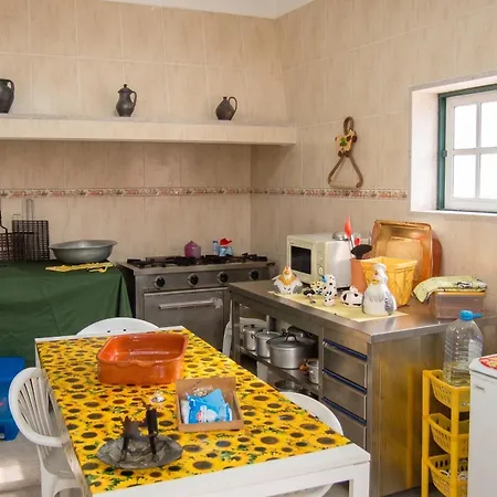 Spacious House With Mountain View In Fernando