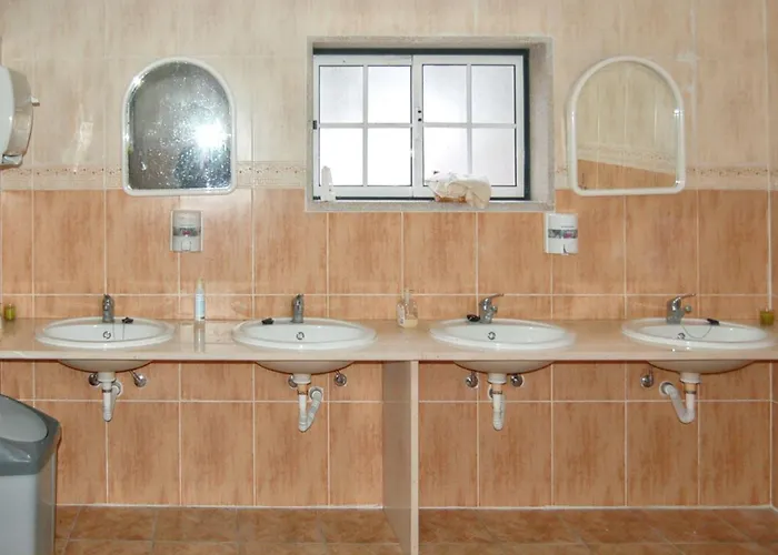 Spacious House With Mountain View In Fernando Casa vacanze Vila Fernando (Guarda)