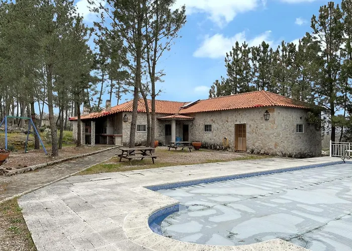 Spacious House With Mountain View In Fernando *