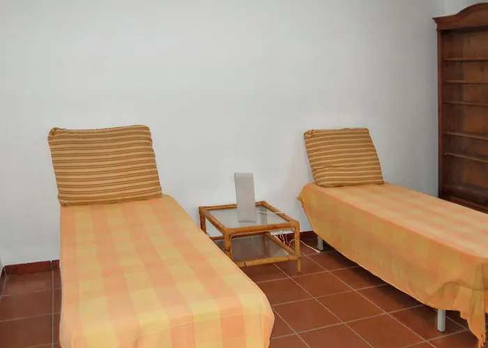 Spacious House With Mountain View In Fernando Casa vacanze Vila Fernando (Guarda)